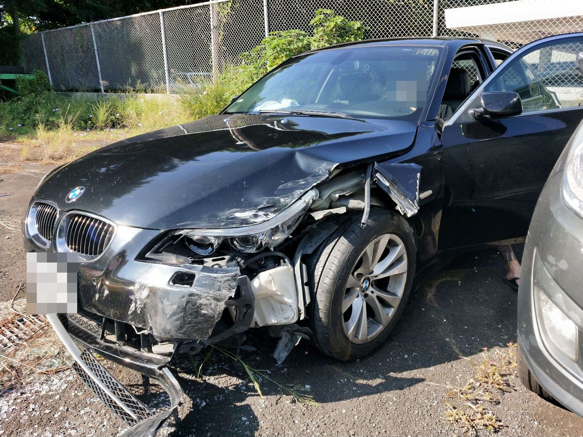 【有片】小客車國2遭碰撞 上演360度大旋轉