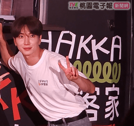 SJ利特驚喜現身桃園球場叫賣 重現Sorry Sorry經典編舞 11545