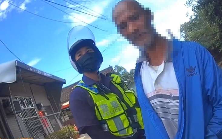 【有片】平鎮某土地公廟見血!雙方疑起口角 男竟持美工刀劃傷高齡翁 1726712210956