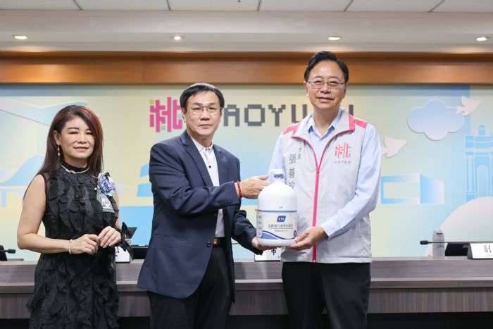 鼎泰豐電線電纜、全鵬科技攜手贈傷口清潔抗菌液 助力桃園消防救護 20240925112941733