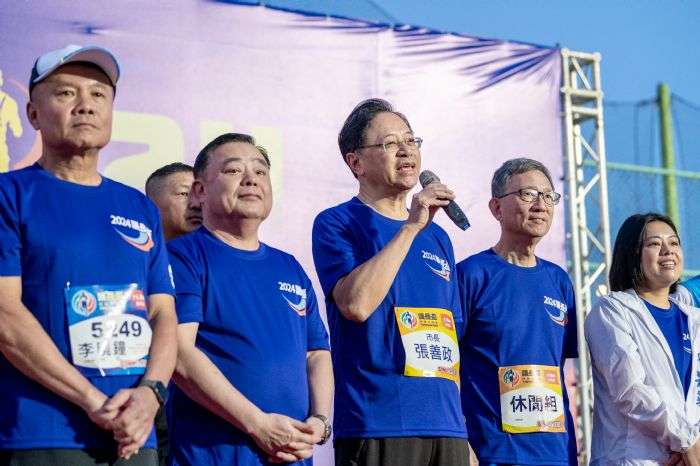 桃市議長盃路跑邁入第15年 吸引上萬民眾齊聚青埔運動公園熱血參賽 20240929090727472