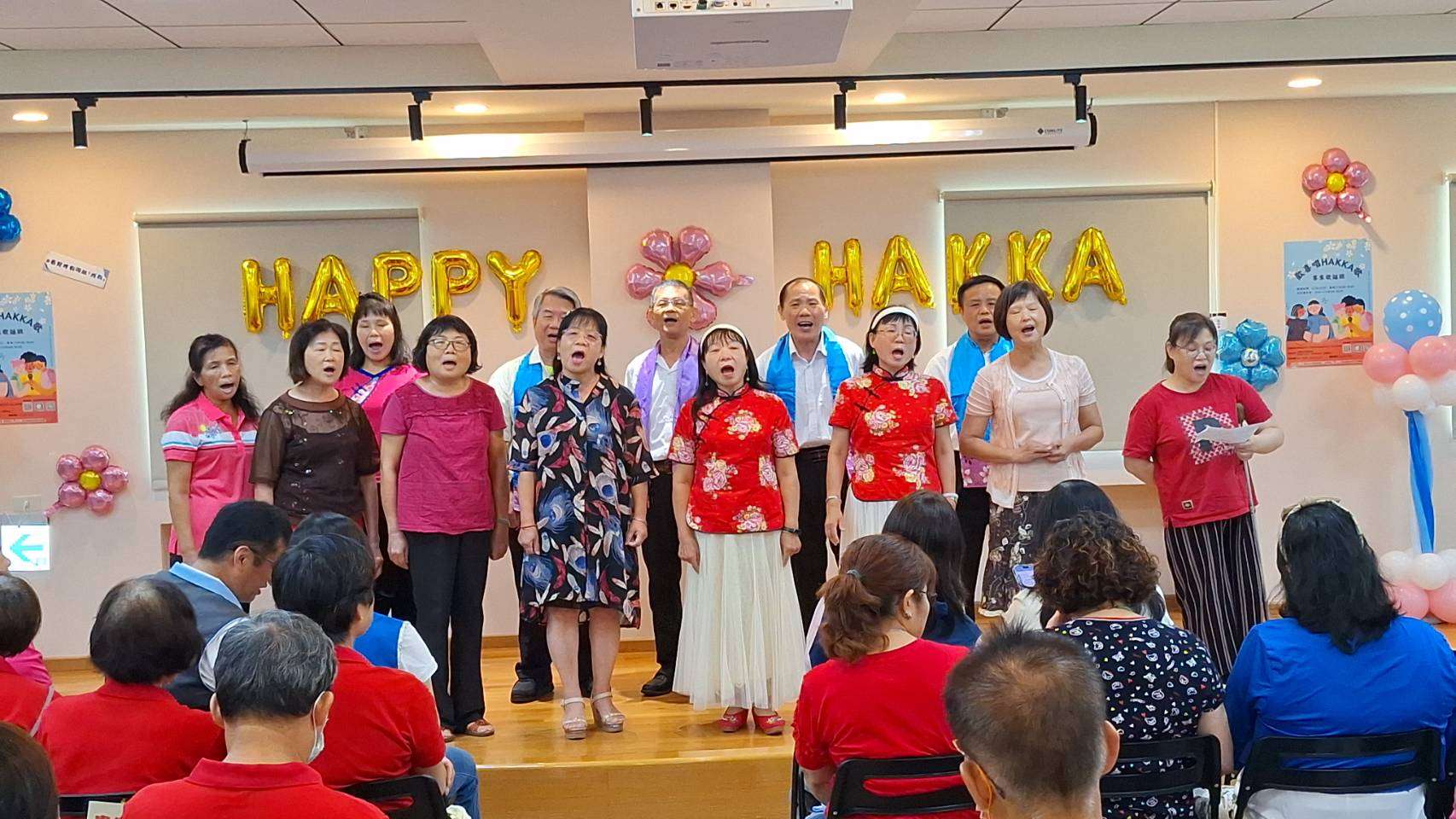 南區婦女中心舉辦歌謠成果發表會 促進桃園女性身心健康 32555 0 0