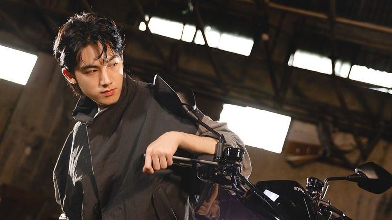 鄭運鵬帥兒「德德」過18歲生日 曬一系列帥照