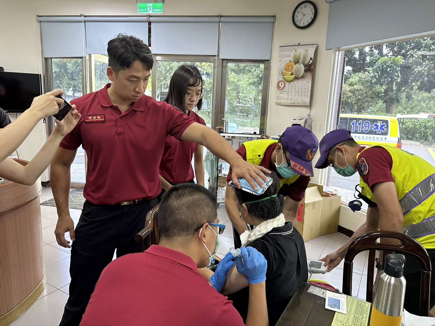 農婦遭虎頭蜂螫咬引發過敏休克 消防隊快速救援顯專業 S 11477513
