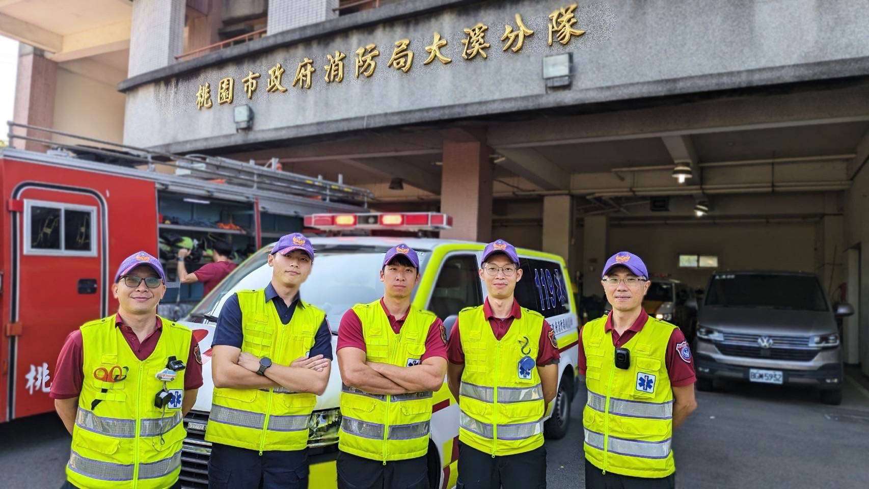 男子用餐到一半突失去呼吸心跳 桃消大溪分隊鬼門關前救回 S 11534614