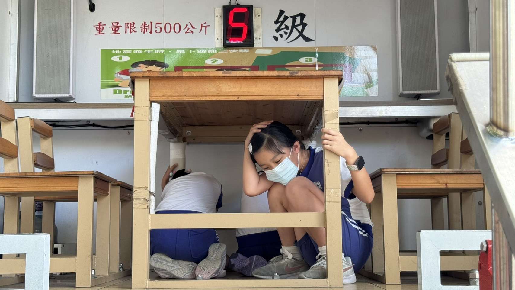 桃消三民分隊地震體驗車開進校園 防災觀念向下扎根 S 130416668 0