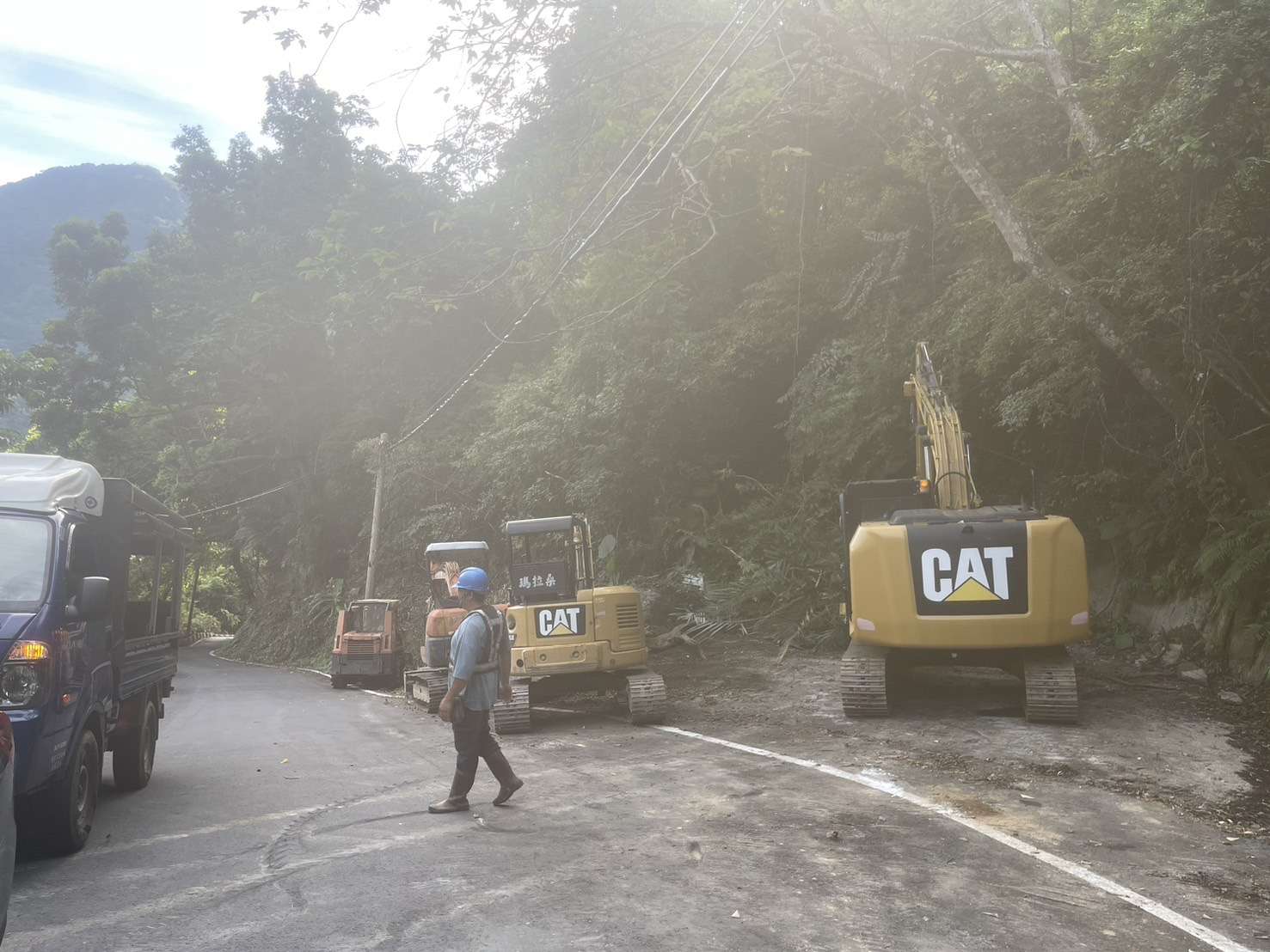 復興區台7線聯外道路土石崩塌 逾300人受困全力搶通中 S 141451440