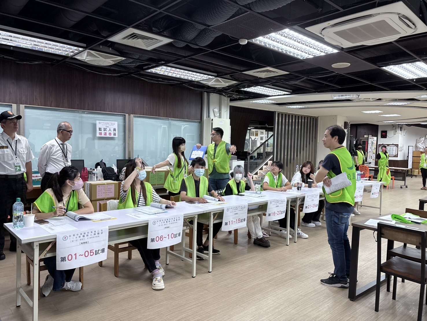 中油僱用人員甄試第一試登場 6997人到考 S 6086687 0