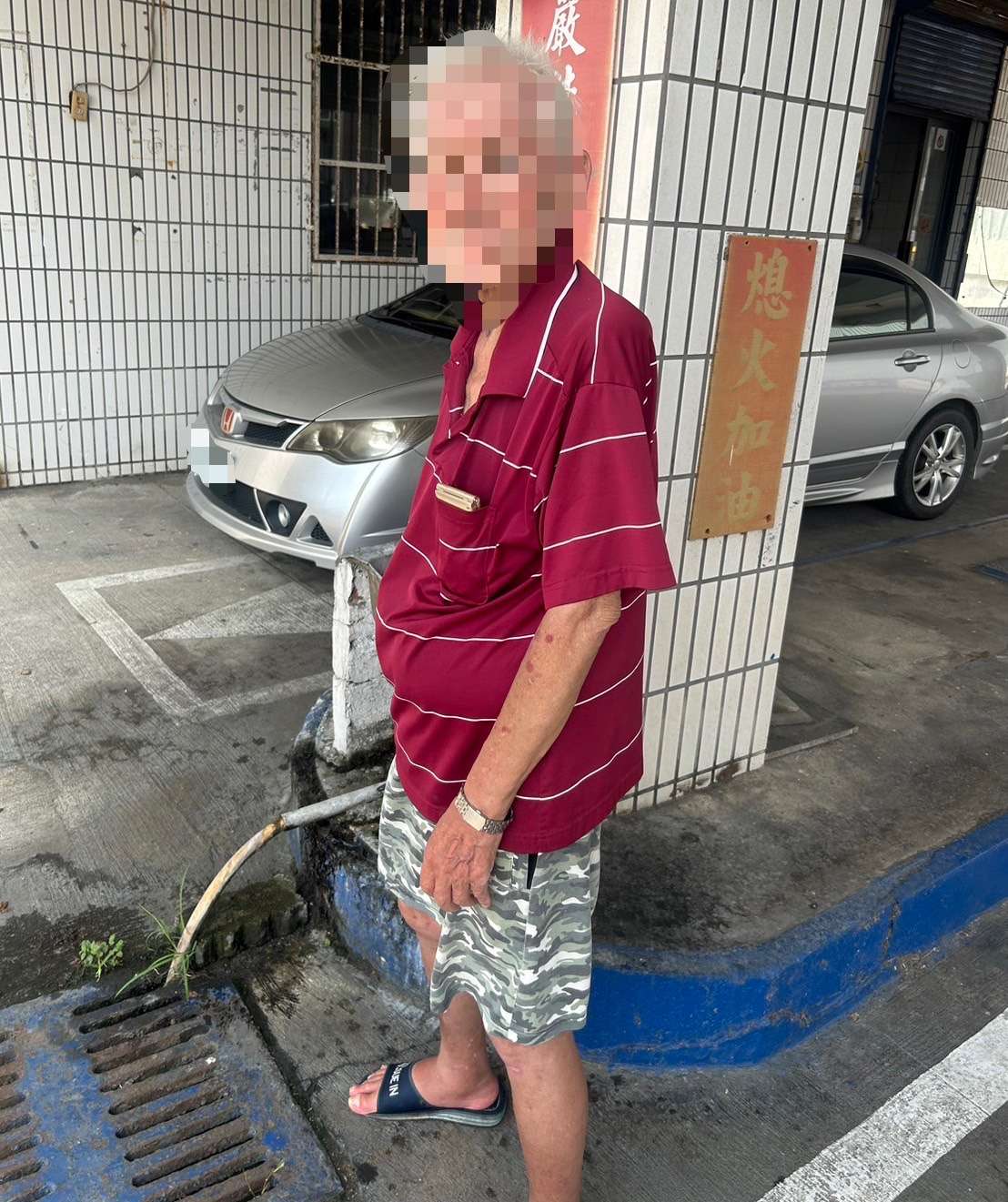 電動車從苗栗騎到桃園沒電 楊梅警助7旬翁返家 S 67698766 0