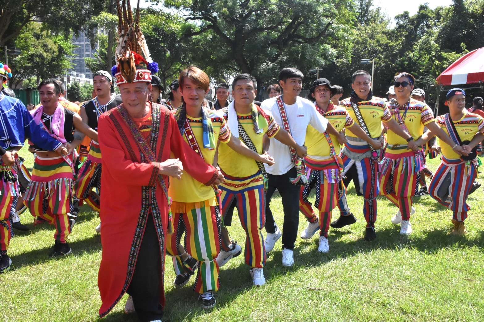 大溪豐年祭盛大舉行 市府承諾改善原住民文化場地 S 77873275 0