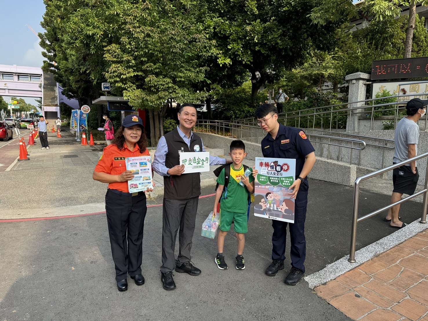桃市交警大隊響應交通安全月 前進企業、校園宣導 S 92905476 0