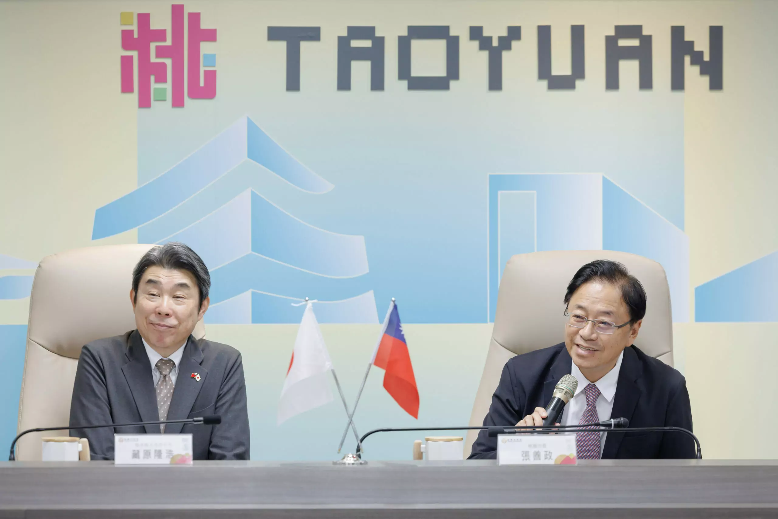 桃園市長張善政今30日與日本熊本縣玉名市藏原隆浩市長等一行貴賓會面，就經貿及體育 scaled