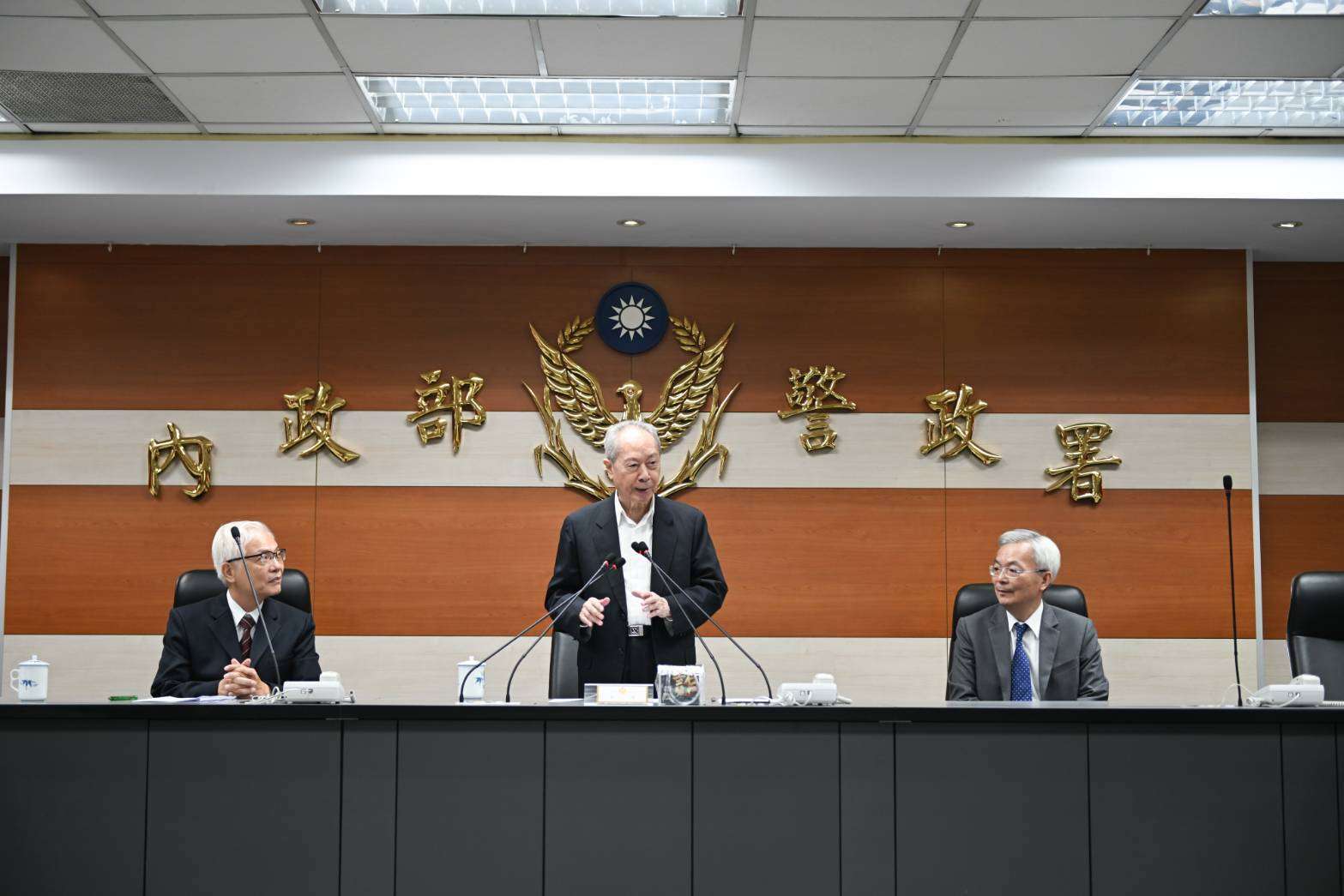 黃主文24年無私奉獻今光榮卸任 陳卿南接棒持續守護警消權益 1428448