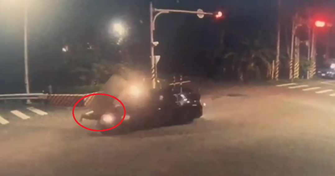 【有片】女阻友人酒駕做出「這行為」竟遭甩飛傷重不治