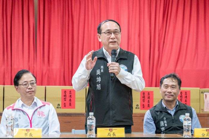 張善政至中壢守望相助中隊慰勤 肯定隊員付出 20241025224004840