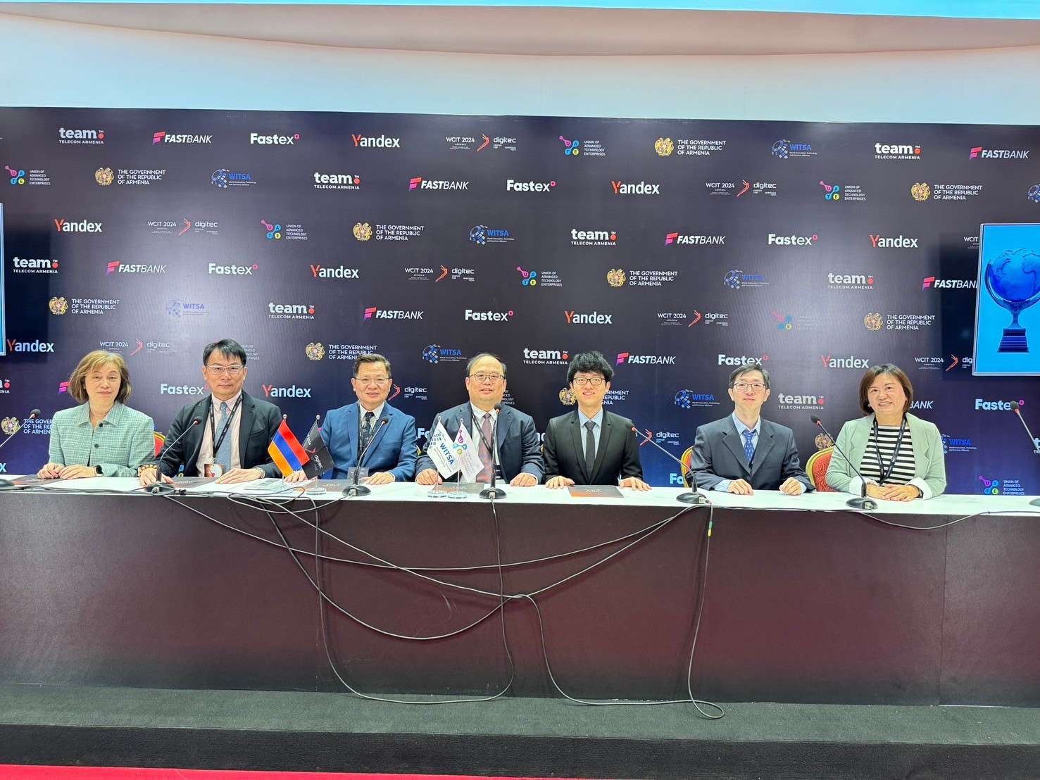 桃園環保局推動AI環境污染辨識系統 榮獲全球資通訊科技應用傑出貢獻獎 3.國際記者會 0