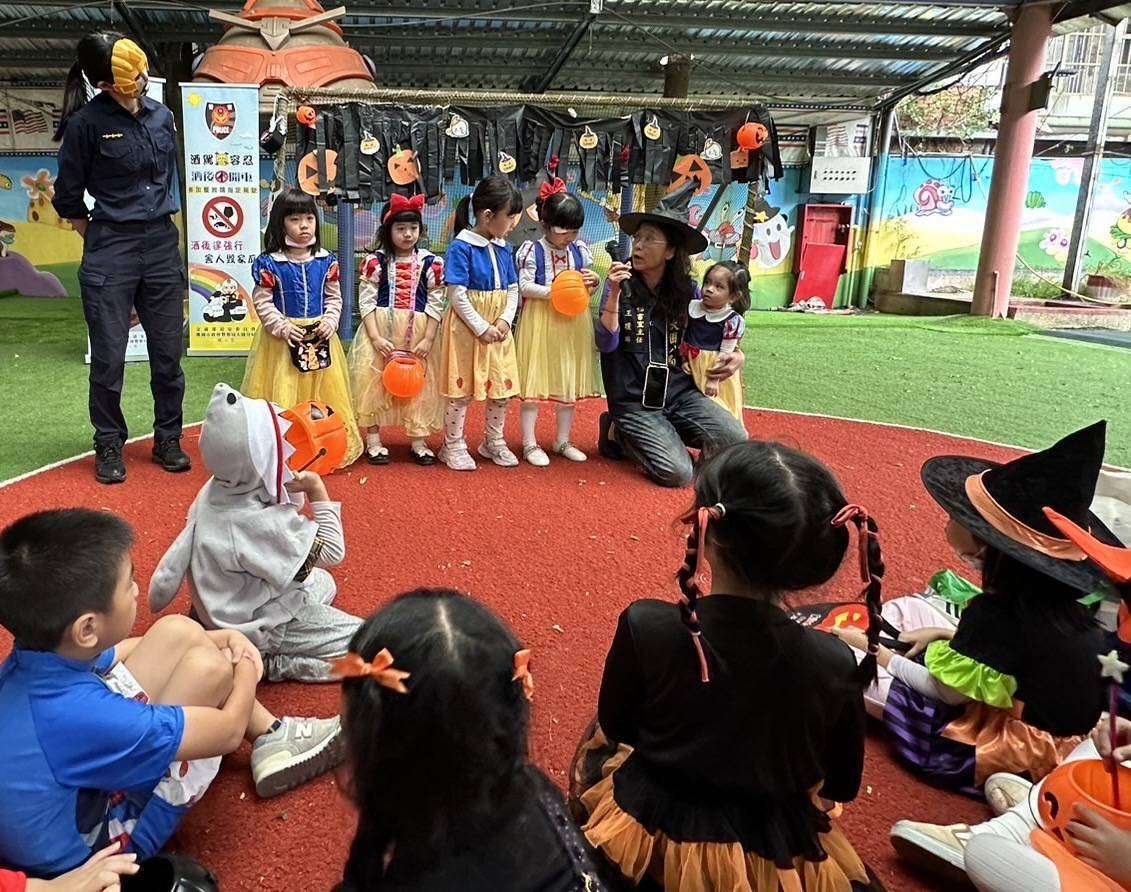 大園分局結合幼兒園萬聖節派對 強化學童交安觀念 417541 0