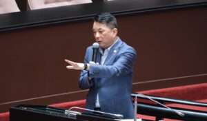 國道客運缺工、旅客流失惡性循環 魯明哲籲檢討薪資結構與工時