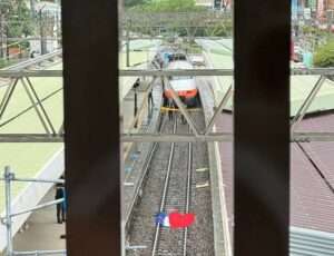 內壢火車站男子落軌 遭自強號撞擊身亡