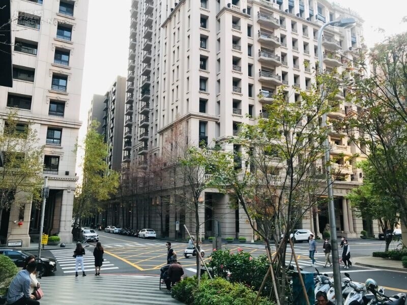 股、房雙市亂了套!急凍非經濟型因素變了?網曝:「它」比軍演還強大