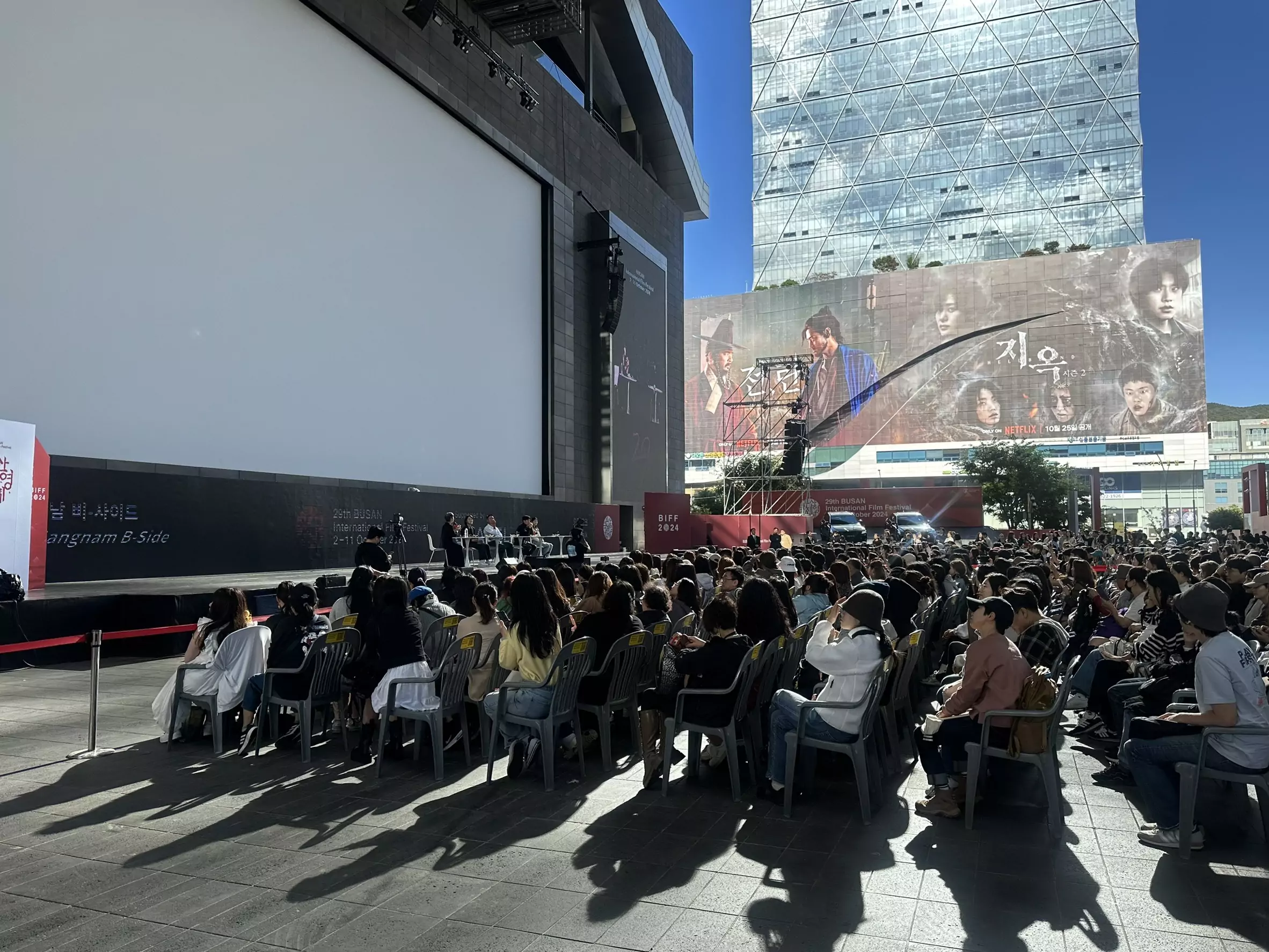 開南大學師生前進釜山影展觀摩 提升電影專業視野 開南大學師生前進釜山影展觀摩 提升電影專業視野