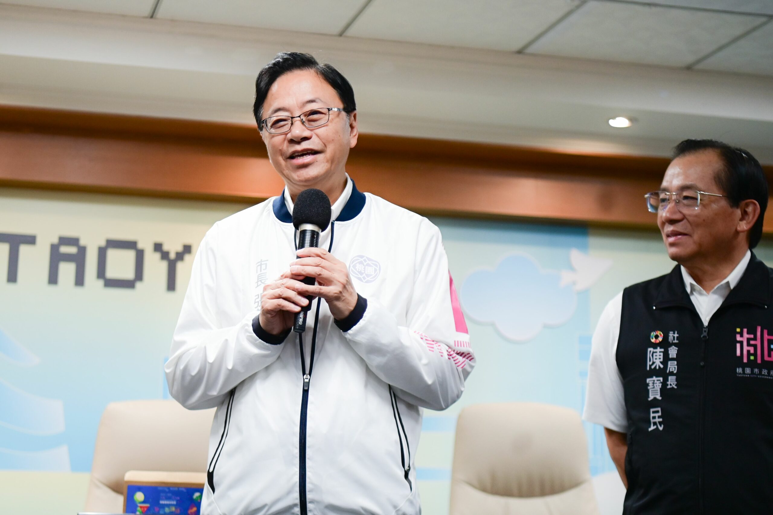 嘉惠桃園身心障礙者 企業暖心贈市府復康巴士 84964565 scaled