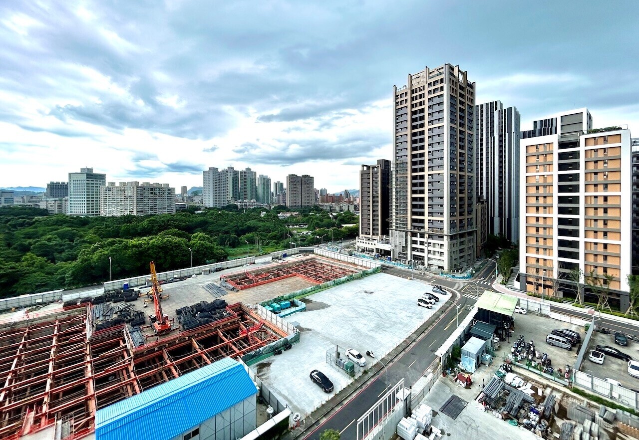 屋主真心賠售?房仲PO實登 網驚:拚先跑先贏