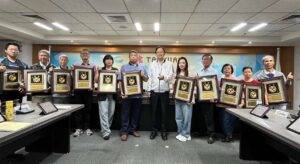 桃市孝行楷模出爐 張善政表揚11受獎者奉獻精神