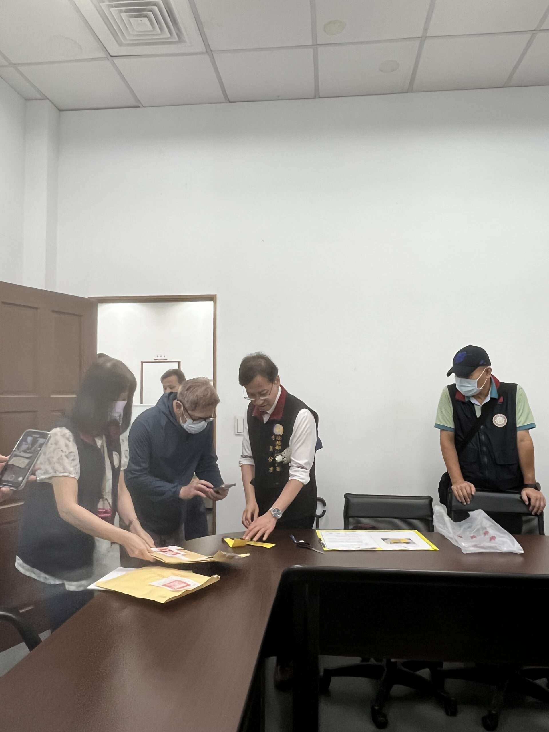 男未申報黃金飾品闖海關遭抓包 桃園分署曝他最終下場 897465 scaled