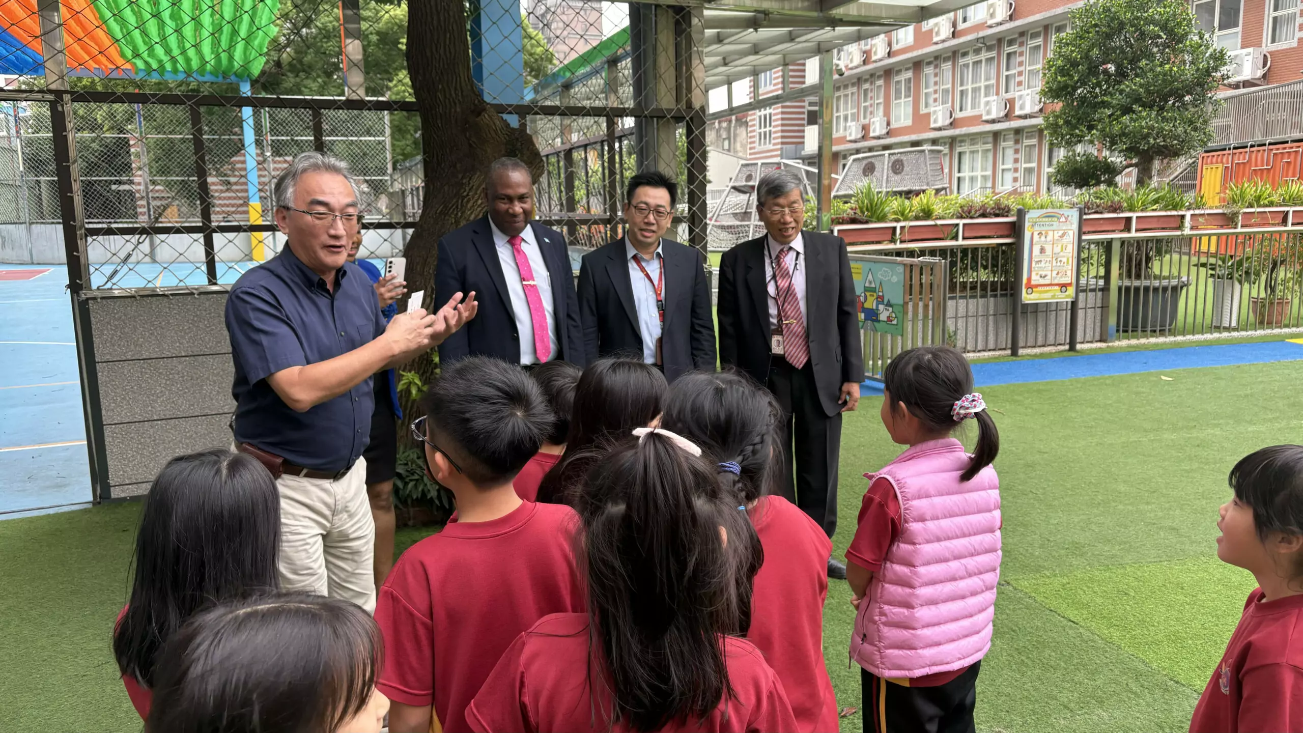 聖露西亞大使來訪桃園有得雙語中小學 暢談國際教育願景 聖露西亞大使來訪桃園有得雙語中小學 暢談國際教育願景
