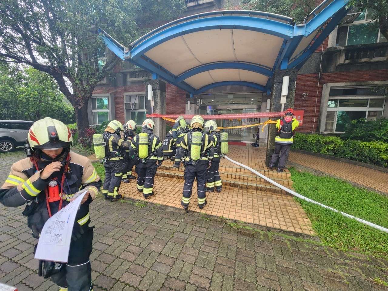 桃園消防第四大隊進行大型長照中心搶救演練 提升災害應變能力 S 11690075 0