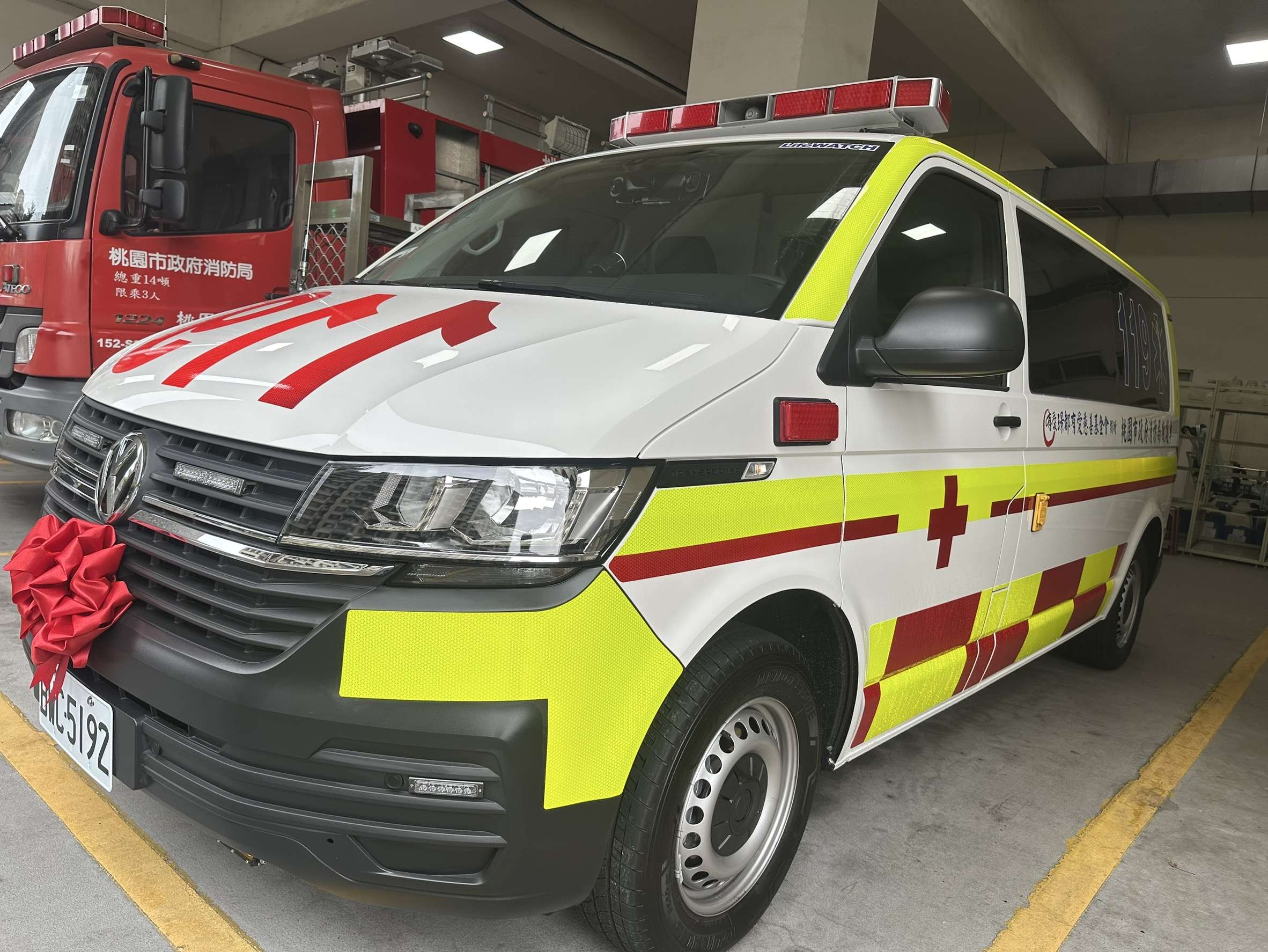 璟都有愛慈善基金會捐救護車 助桃消強化救護量能 S 1215012878 0