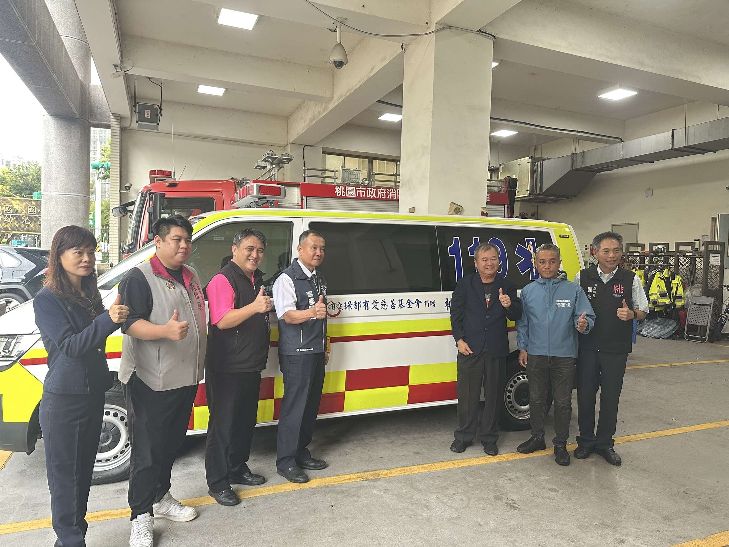 璟都有愛慈善基金會捐救護車 助桃消強化救護量能 S 1215012883 0