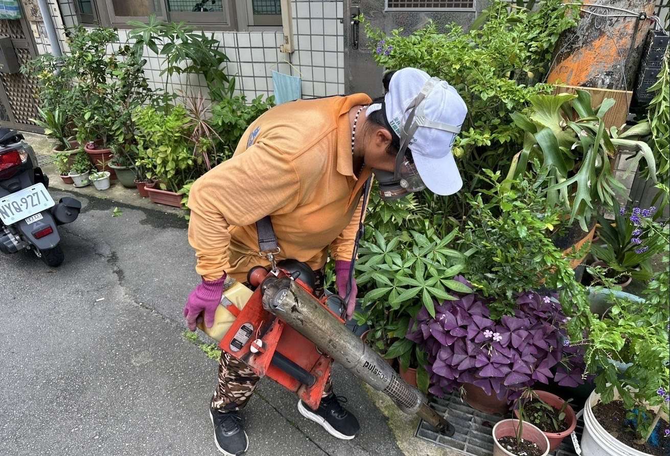 預防登革熱!桃園環保局動員逾1.9萬人次 加強清除病媒蚊孳生源 S 33480730 0