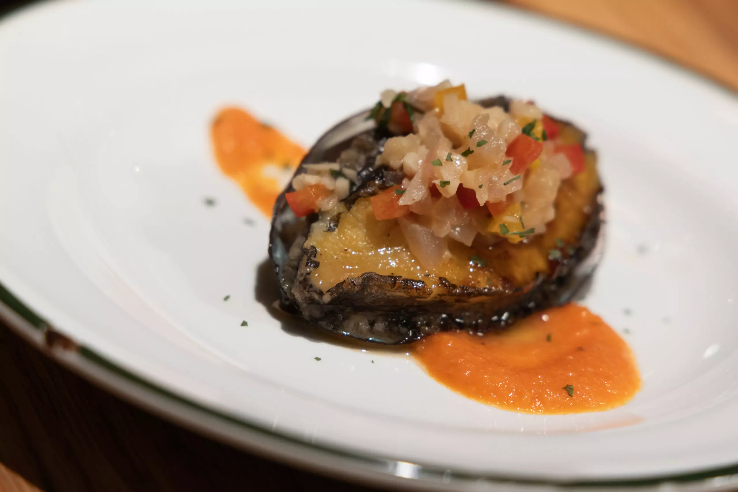 門市限定!饗食天堂「現煎鮑魚」端上桌 加碼公開美味秘笈抽餐券 門市限定!饗食天堂「現煎鮑魚」端上桌 加碼公開美味秘笈抽餐券