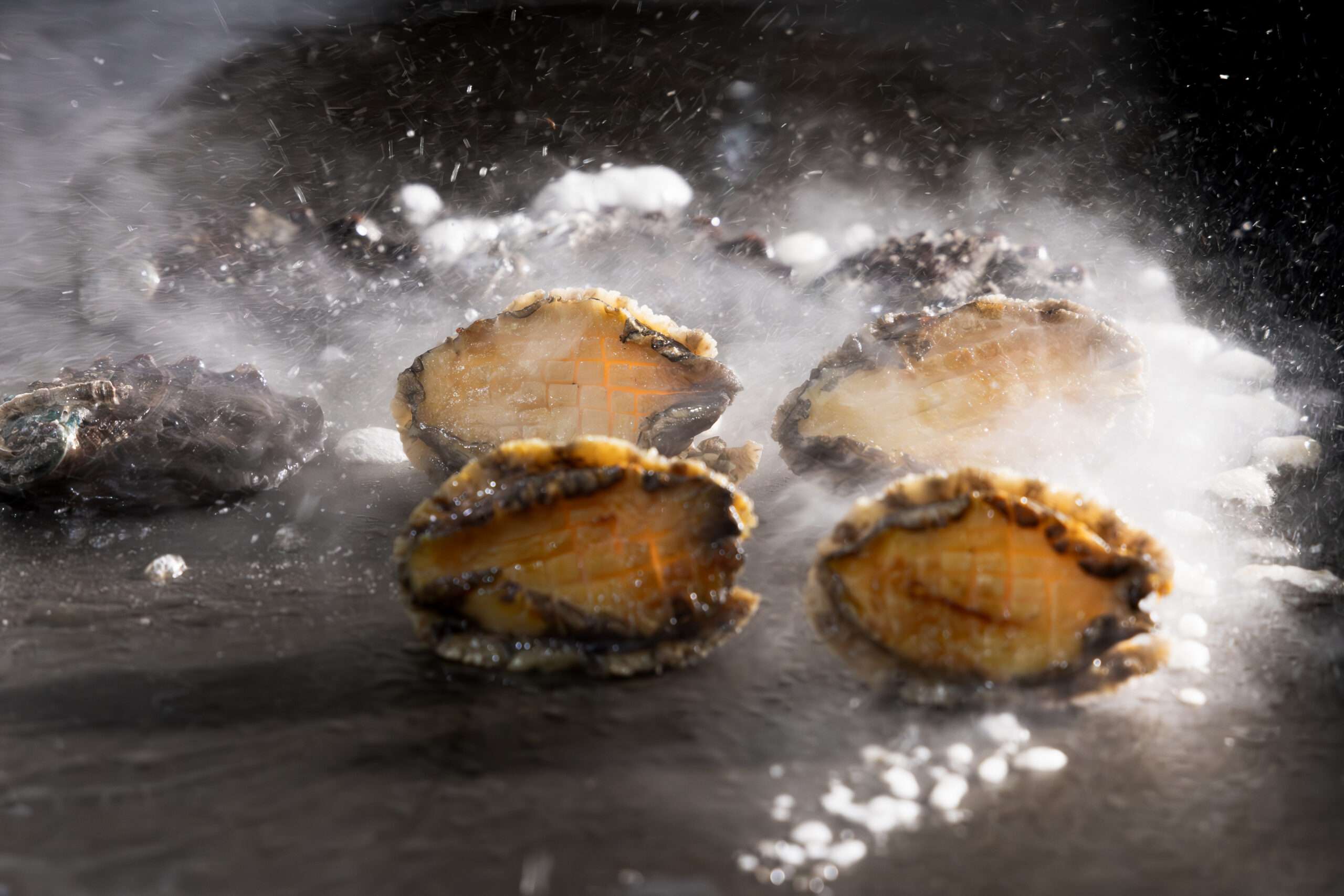 門市限定!饗食天堂「現煎鮑魚」端上桌 加碼公開美味秘笈抽餐券 S 46202932 scaled