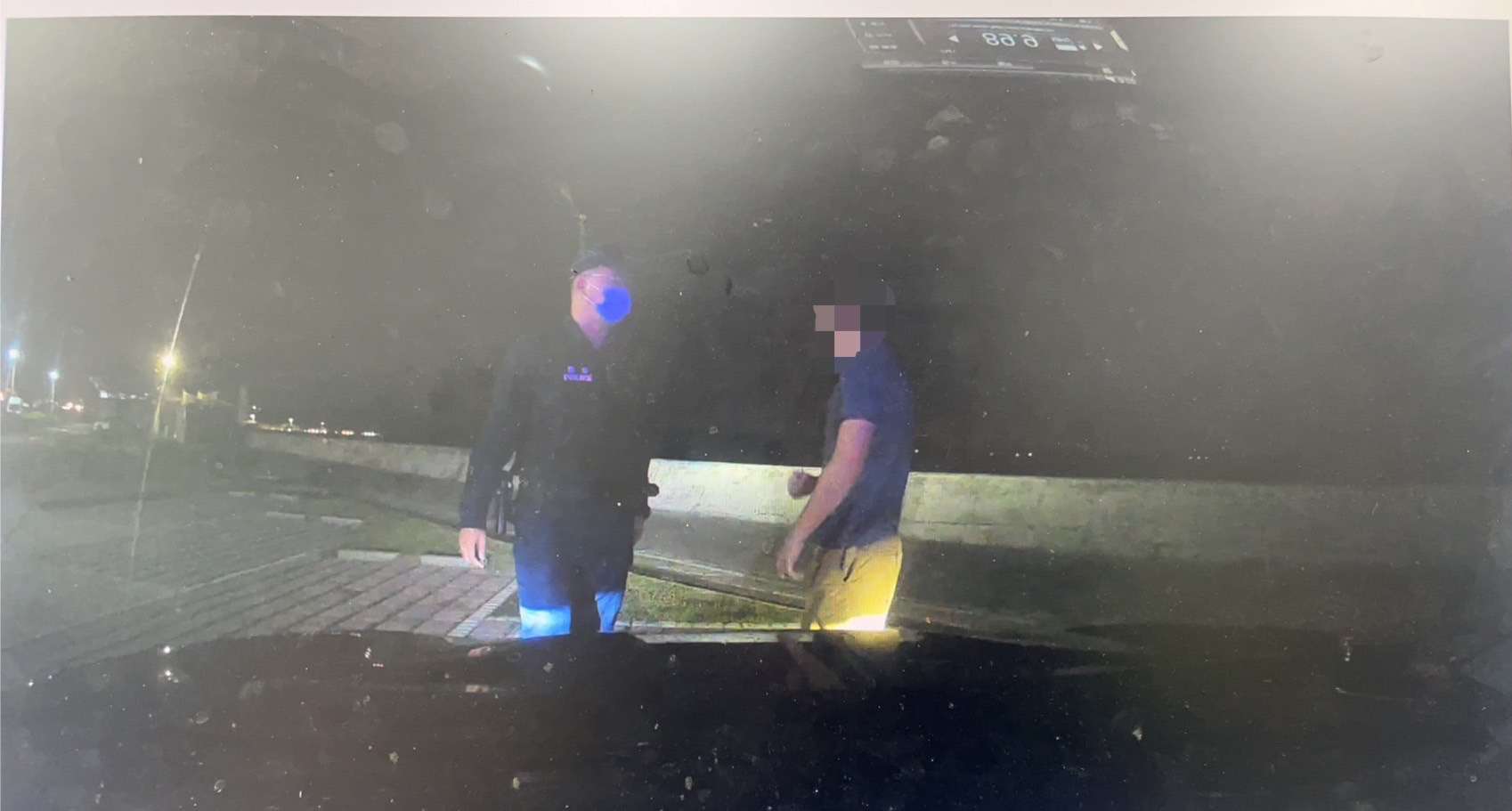 男深夜心情不佳漁港散心 楊梅警溫暖開導 S 69034067 0