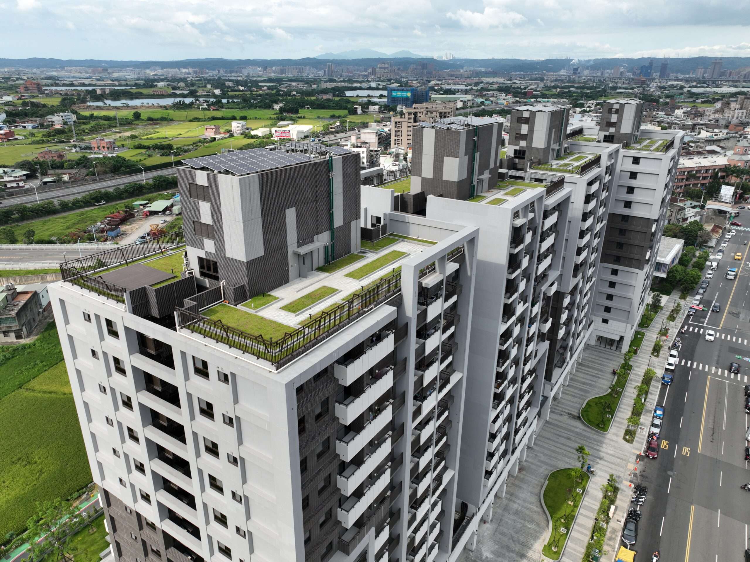 桃市引領建築淨零轉型 社宅帶頭成典範 S 89899011 scaled
