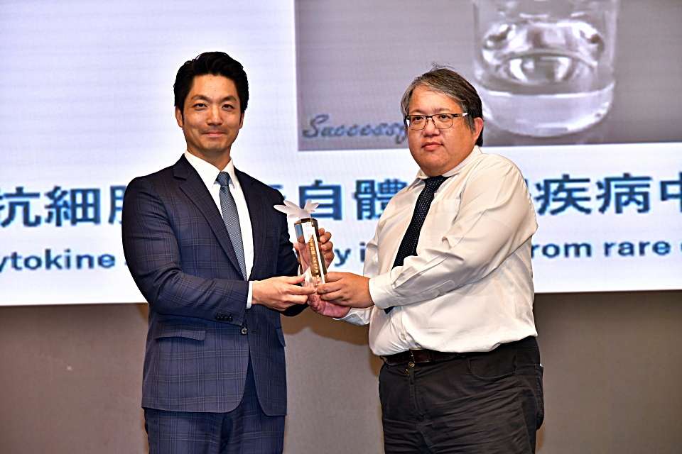 為免疫失調疾病帶來曙光 長庚大學研發抗體技術獲獎 fw545qd