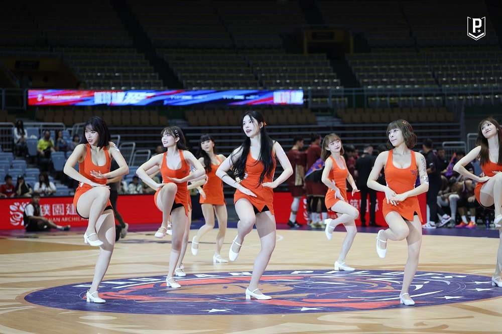 桃園璞園領航猿104比92射下獵鷹 寫下開季三連勝 038A4681 0