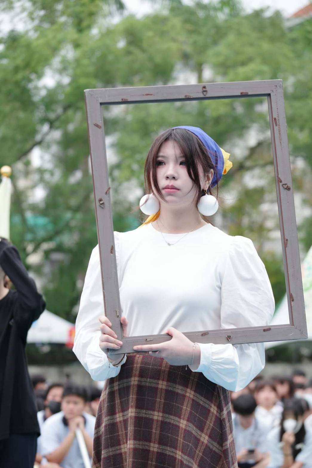 南崁高中校慶熱鬧登場 美術班學生創意進場表演好吸睛 110468 0