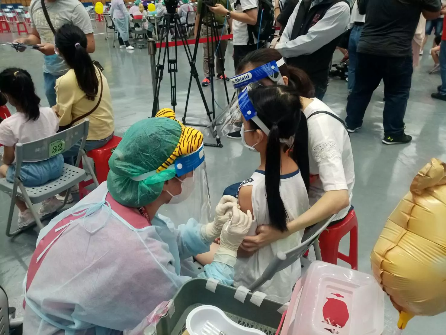 氣溫變化增傳染病風險 疾管署籲幼童接種流感及新冠疫苗 氣溫變化增傳染病風險 疾管署籲幼童接種流感及新冠疫苗