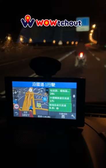 【有片】誇張!機車雙載闖國1高架 竟還逆向下匝道逃逸 1732946166278