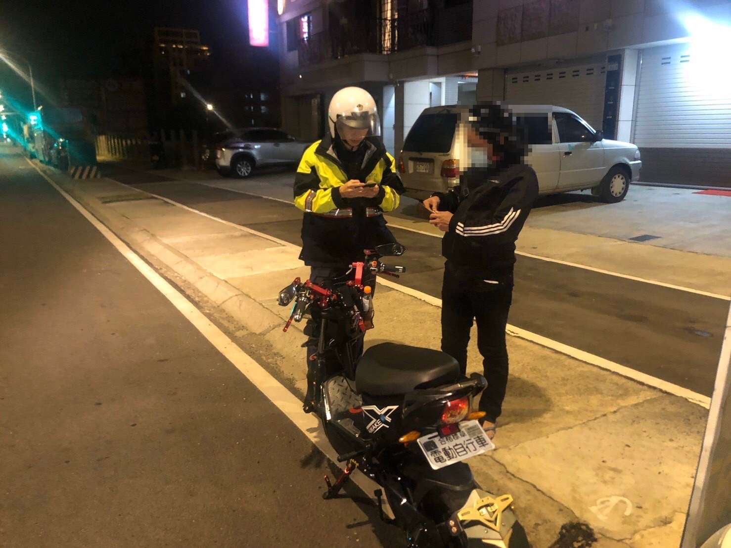 微電車即起正式納管 桃警提醒未掛牌上路最高可罰3600元 1732956276726