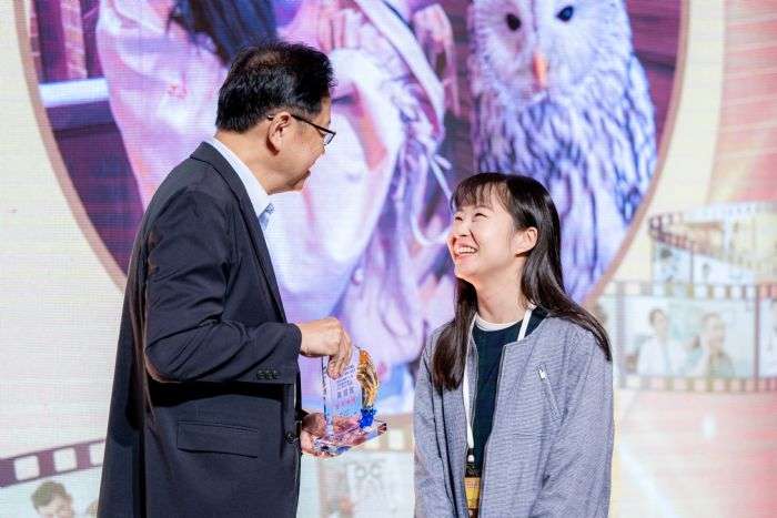 桃市表揚優良醫事及長照人員 張善政感謝貢獻與付出 20241102150433499