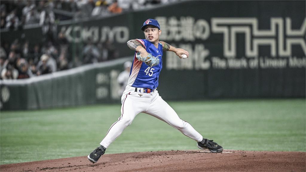 林昱珉「嘴一片紅」不是嚼檳榔 球迷曬真相