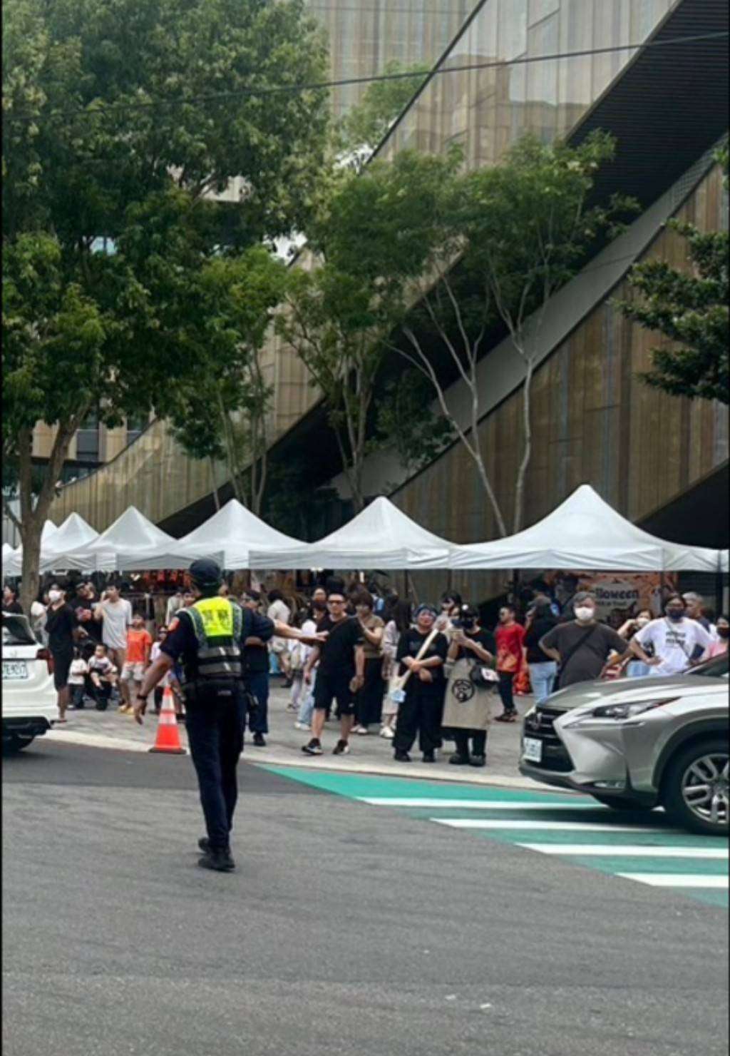 康芮攪局「桃園萬聖城」延至11/2續辦 警方加強交通疏導迎親子潮 339763