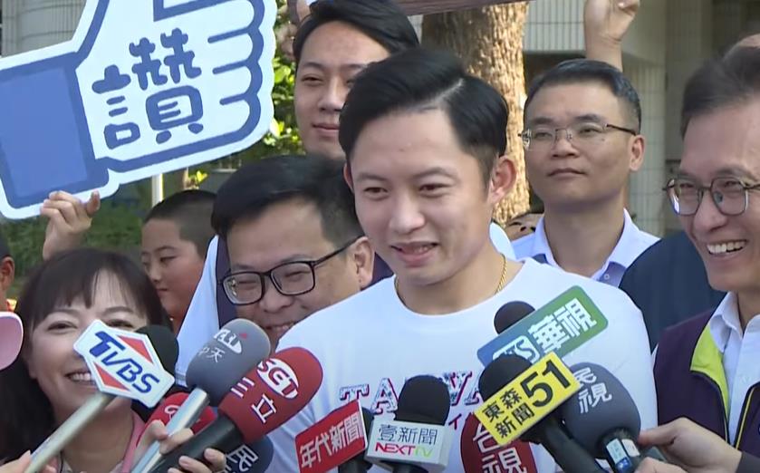 辰己涼介喊改練投手 江國豪:手套寄出了