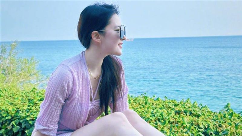 劉亦菲穿透視洋裝大秀美姿 火辣造型引粉絲瘋狂