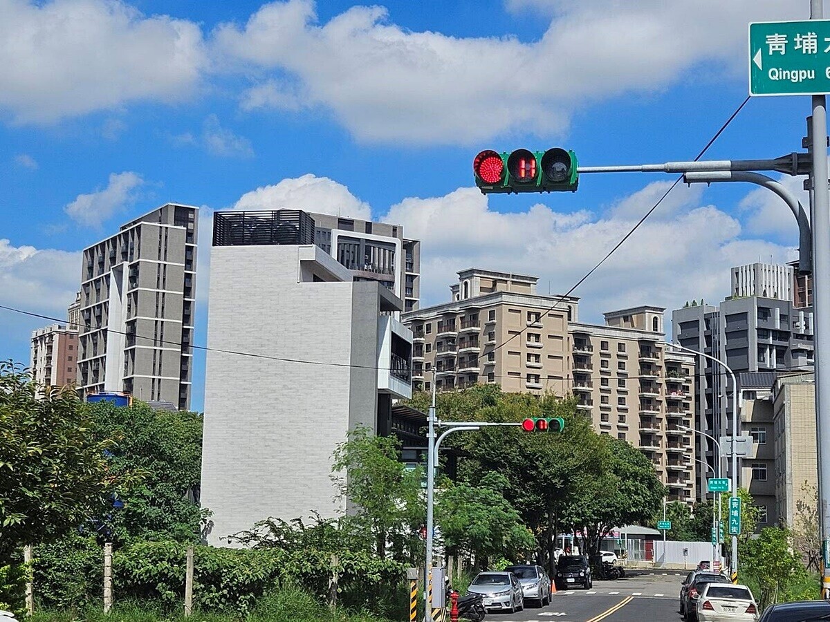 難撐?青埔新案優付、促銷出現!在地專家驚:竟也帶動中古屋買氣